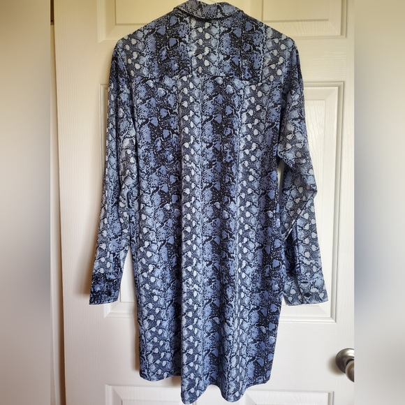 H&M (Divided) shirt dress - Picture 4 of 4